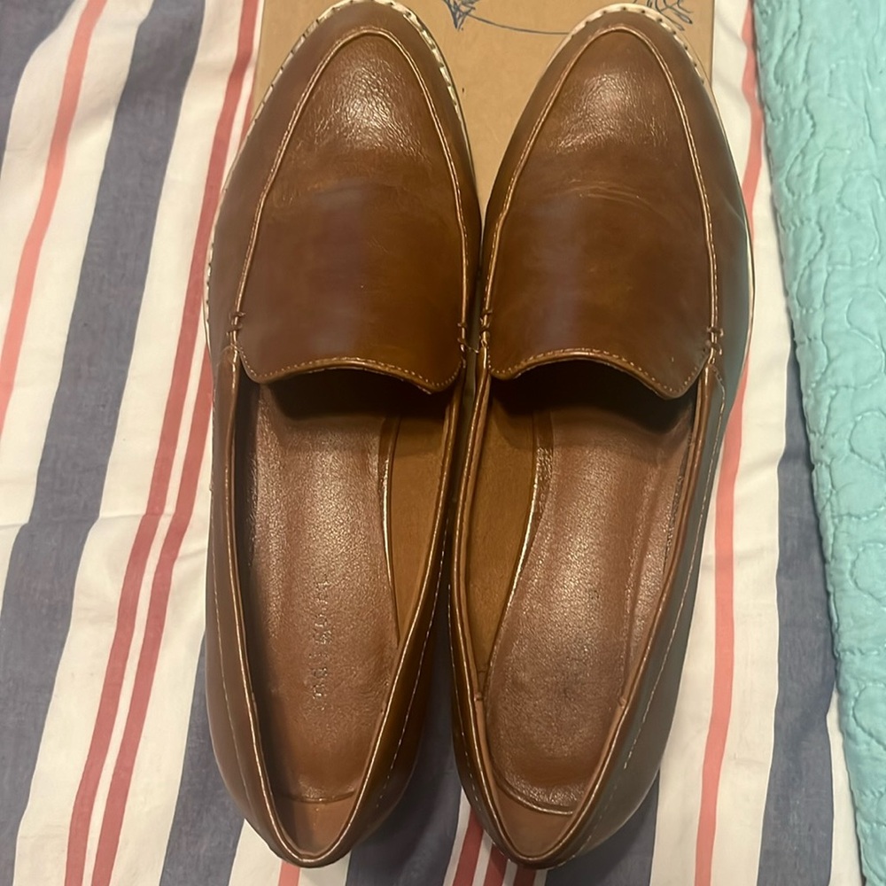 Indigo rd size 8M Brown loafers